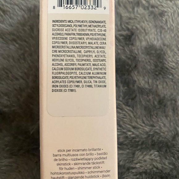 New Fenty Beauty Shimmer Skinstick - Picture 3 of 10